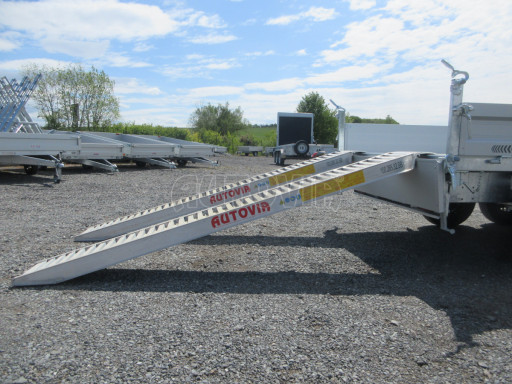Třístranný sklápěč VER 3SKS 2,7T 3,05x1,76/0,30 v elektrice č.43
