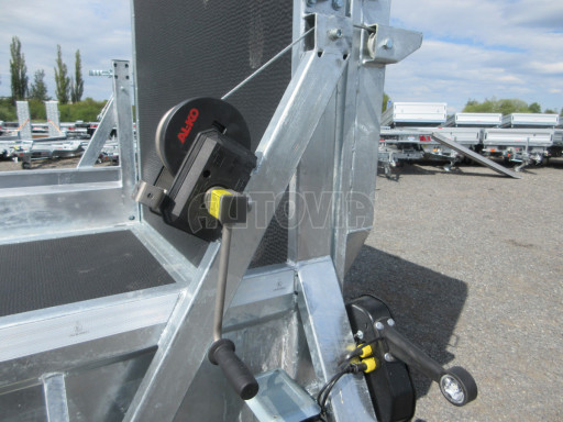 Přepravník mechanizace BT 6,5T 3,62x2,03/0,40 rampa, protiskluzová guma č.13