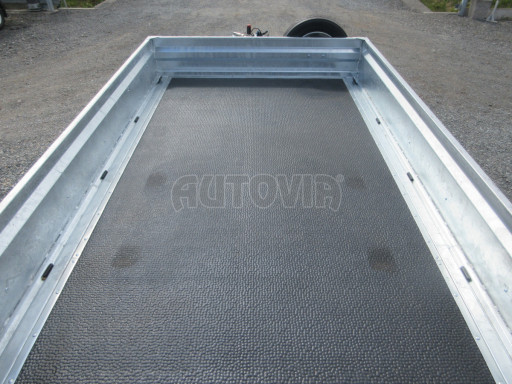 Přepravník mechanizace BT 6,5T 3,62x2,03/0,40 rampa, protiskluzová guma č.22