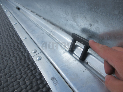 Přepravník mechanizace BT 6,5T 3,62x2,03/0,40 rampa, protiskluzová guma č.23