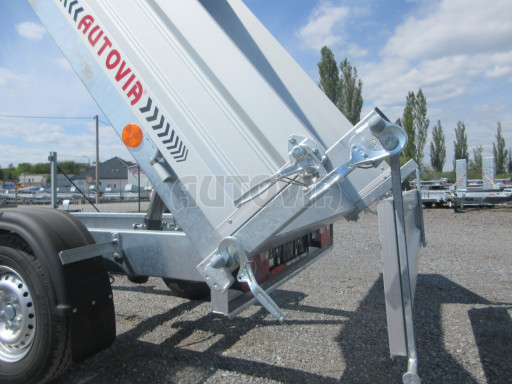 Sklápěcí přívěs VER SK 1,35T 2,30x1,55/0,30 ruč č.23