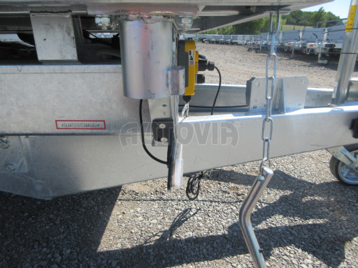 Sklápěcí přívěsný vozík ATS 3SKS 2,7T 3,32x1,70/0,35 ECO ZN v elektrice č.16