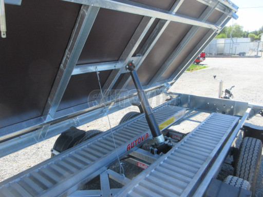 Třístranný sklápěč ATS 3SKS 2,7T 3,32x1,70/0,35 ECO ruční hydraulika č.22