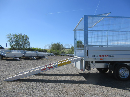Sklopný přívěs ATS 3SKS 2,7T 3,32x1,70/1,35 POČ GITTER v elektrice č.47