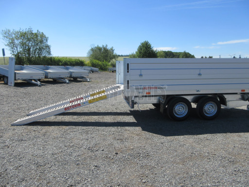 Třístranný sklopný přívěs s nástavbou bočnic ATS 3SKS 2,7T 3,32x1,70/0,70 ECO ZN v elektrice č.48