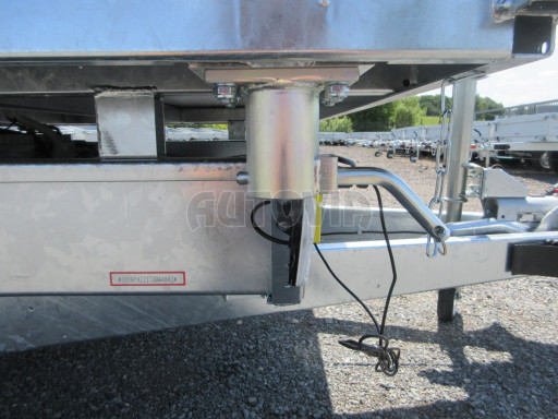 Třístranný sklopný přívěs PHT 3,5T 4,18x2,10/0,35 v elektrice č.17