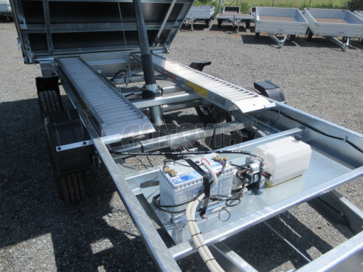 Třístranný sklopný přívěs PHT 3,5T 4,18x2,10/0,35 v elektrice č.26