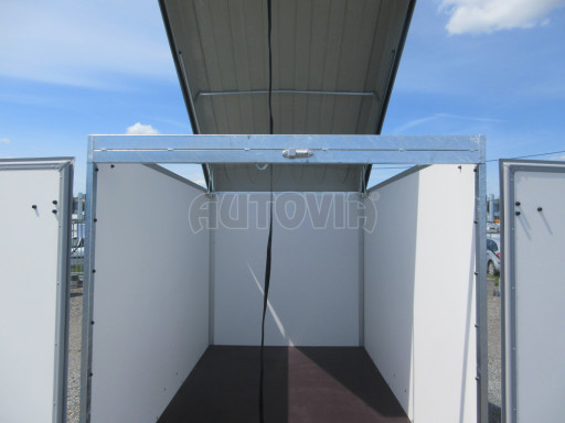 Skříňový brzděný přívěs - dvoukřídlé dveře ZV 27 B1 1,3T O 2,50x1,48/1,65 č.23