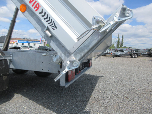 Třístranný sklápěč VER 3SKS 2,7T 3,35x1,76/0,30 ruč č.26