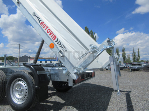 Třístranný sklápěč VER 3SKS 2,7T 2,65x1,55/0,30 ruč č.27