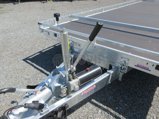 Nízkoložný hydraulicky sklopný přívěs AD 3,5T B3 6,13x2,09 plato č.19