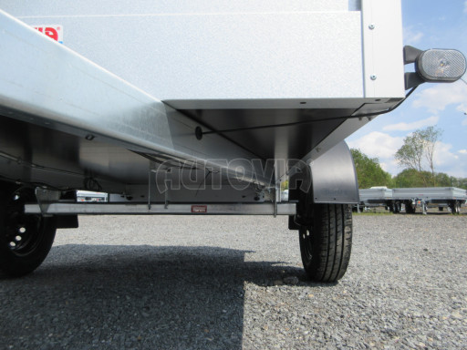 Jednoosý nebrzděný valník s nástavbou bočnic HD 7 750kg 2,06x1,25/0,70 č.9