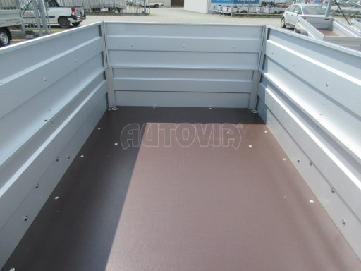 Jednoosý nebrzděný valník s nástavbou bočnic HD 7 750kg 2,06x1,25/0,70 č.14