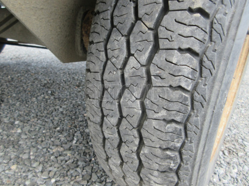 Brzděný přívěs ZV 26 B1 1,2t 2,51x1,26/0,35 č.13